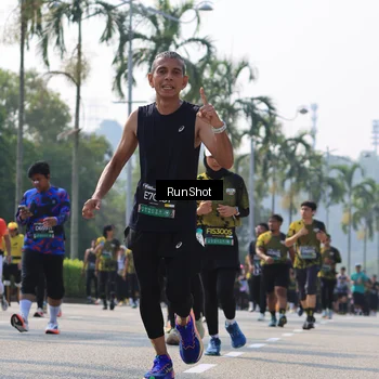 Runner Photo 7015352