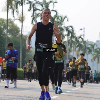 Runner Photo 7015371