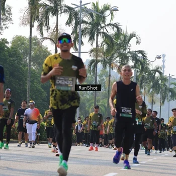 Runner Photo 7015372