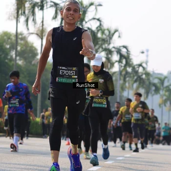 Runner Photo 7015374