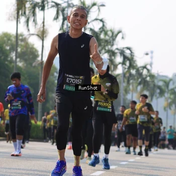 Runner Photo 7015383