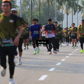Runner Photo 7015411