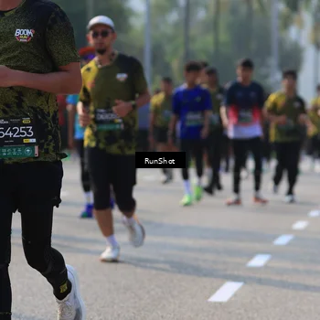 Runner Photo 7015456
