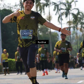 Runner Photo 7015464