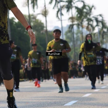 Runner Photo 7015482