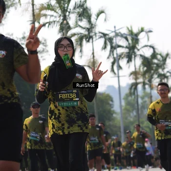 Runner Photo 7015557