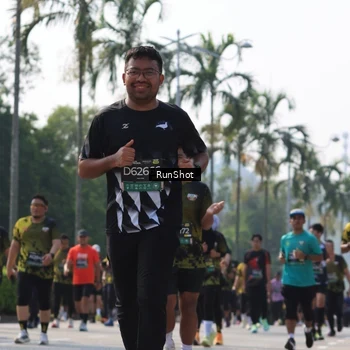 Runner Photo 7015605