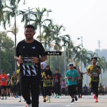 Runner Photo 7015610