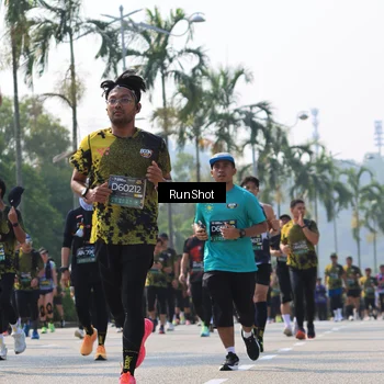Runner Photo 7015635