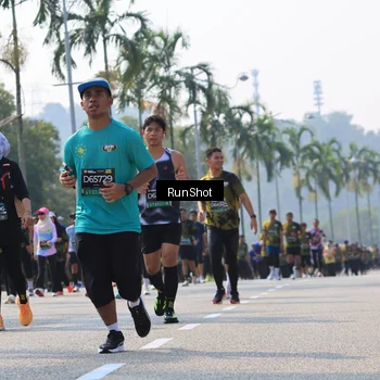 Runner Photo 7015641