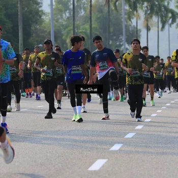 Runner Photo 7015667