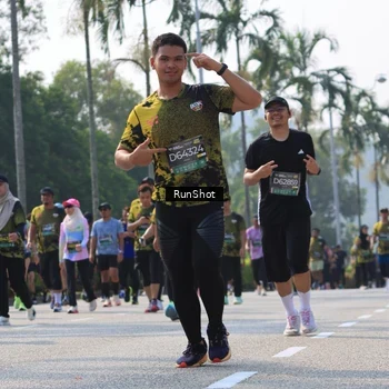 Runner Photo 7015708