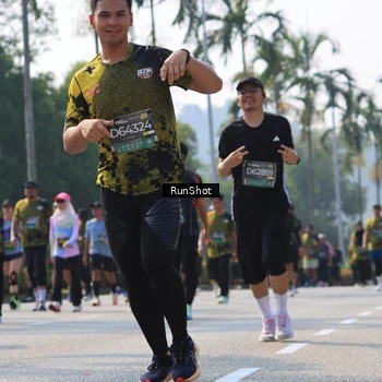 Runner Photo 7015731