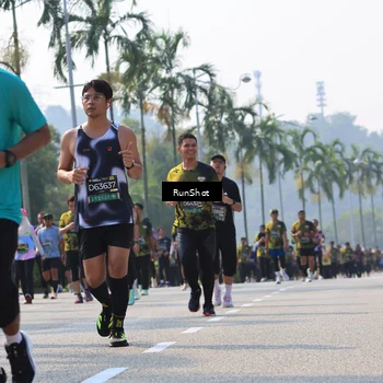 Runner Photo 7015733