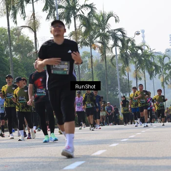 Runner Photo 7015742