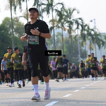 Runner Photo 7015749