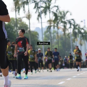 Runner Photo 7015774