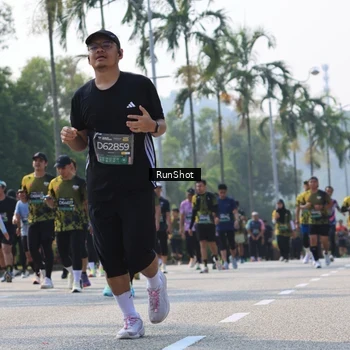 Runner Photo 7015778
