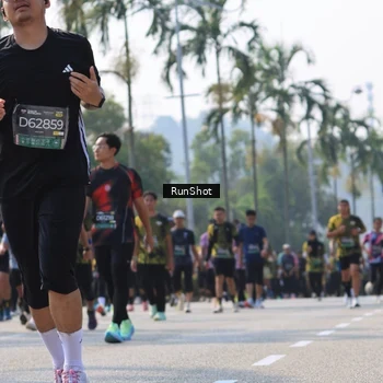 Runner Photo 7015779