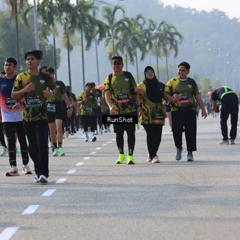 Runner Photo 7015783