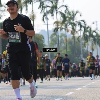 Runner Photo 7015802