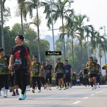 Runner Photo 7015804