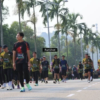 Runner Photo 7015806
