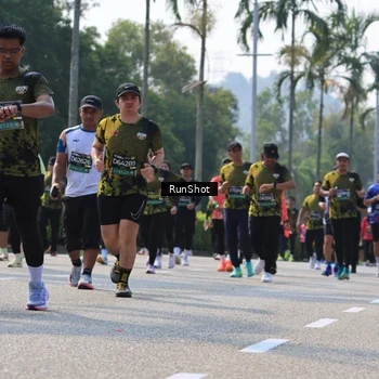 Runner Photo 7015826