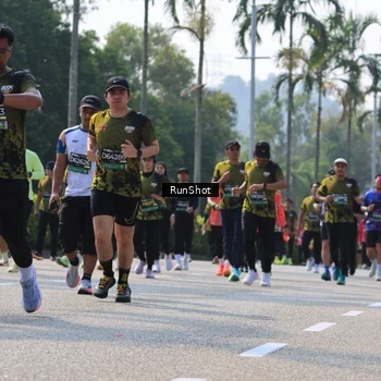 Runner Photo 7015828