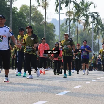 Runner Photo 7015834