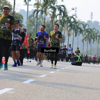Runner Photo 7015856