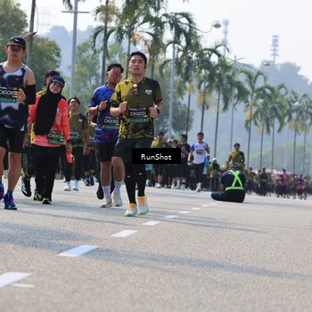 Runner Photo 7015870