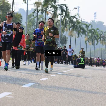 Runner Photo 7015875