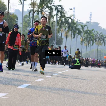 Runner Photo 7015881