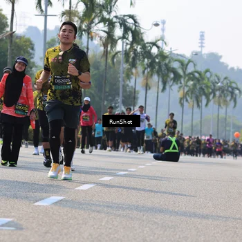 Runner Photo 7015890