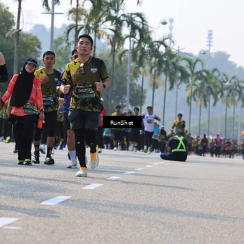Runner Photo 7015893