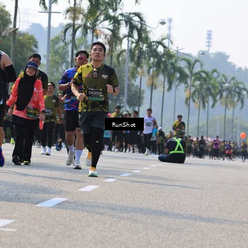 Runner Photo 7015894
