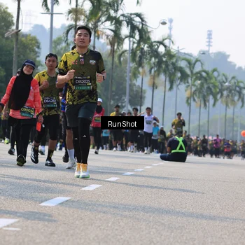 Runner Photo 7015895