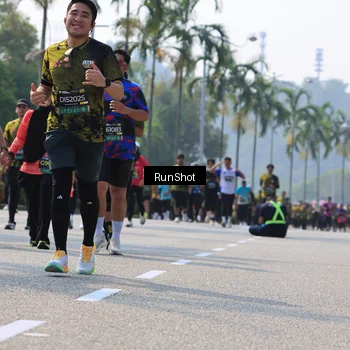 Runner Photo 7015905