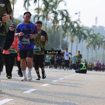 Runner Photo 7015919