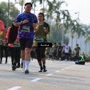 Runner Photo 7015931
