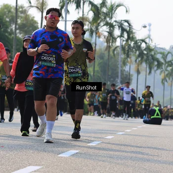 Runner Photo 7015938
