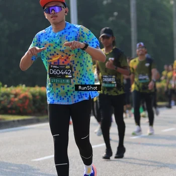 Runner Photo 7015960