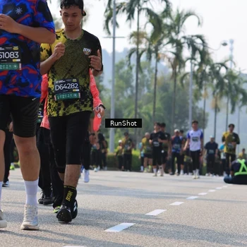 Runner Photo 7015977