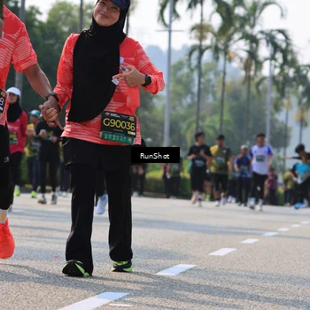 Runner Photo 7015981