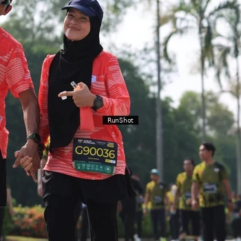 Runner Photo 7016018