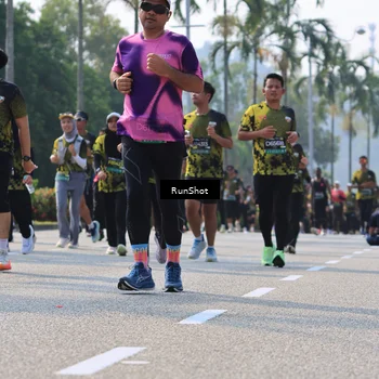 Runner Photo 7016073