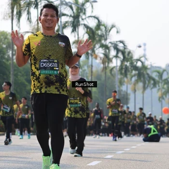 Runner Photo 7016114