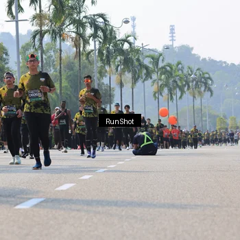 Runner Photo 7016145
