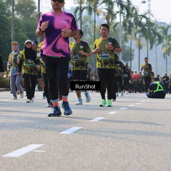 Runner Photo 7016146